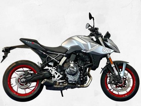 SUZUKI GSX-8S SUZUKI GSX-8S